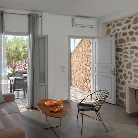 Impressive One Hotel Ormos Athinios Exterior photo