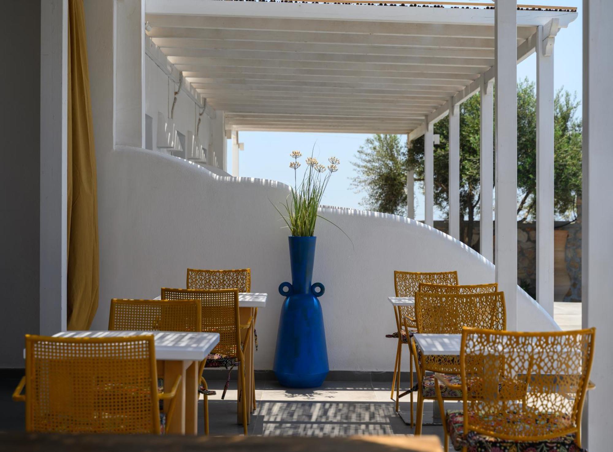 Impressive One Otel