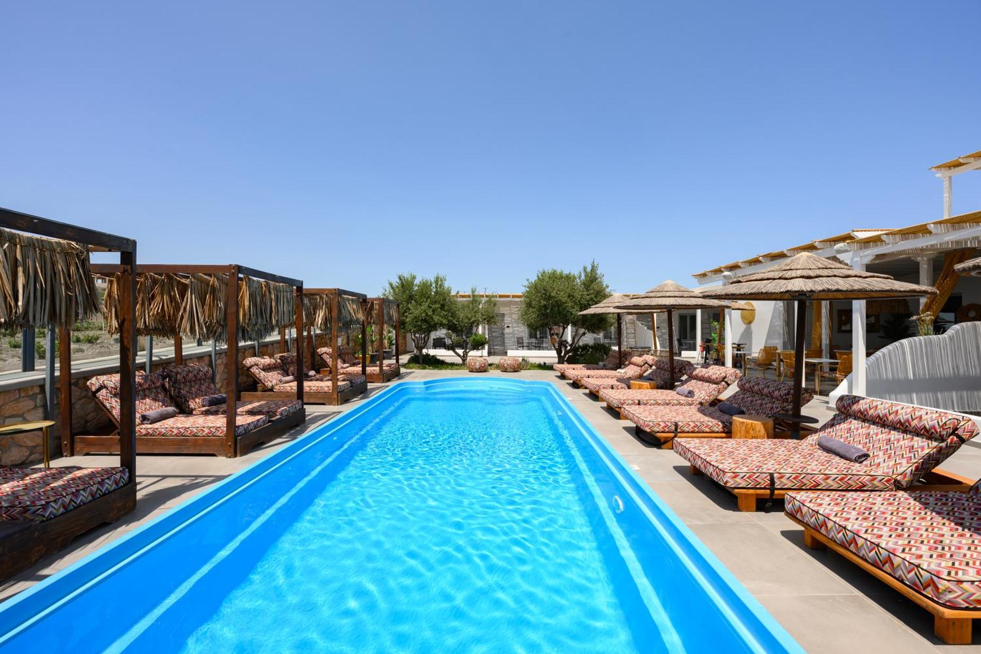 Impressive One Otel Ormos Athinios