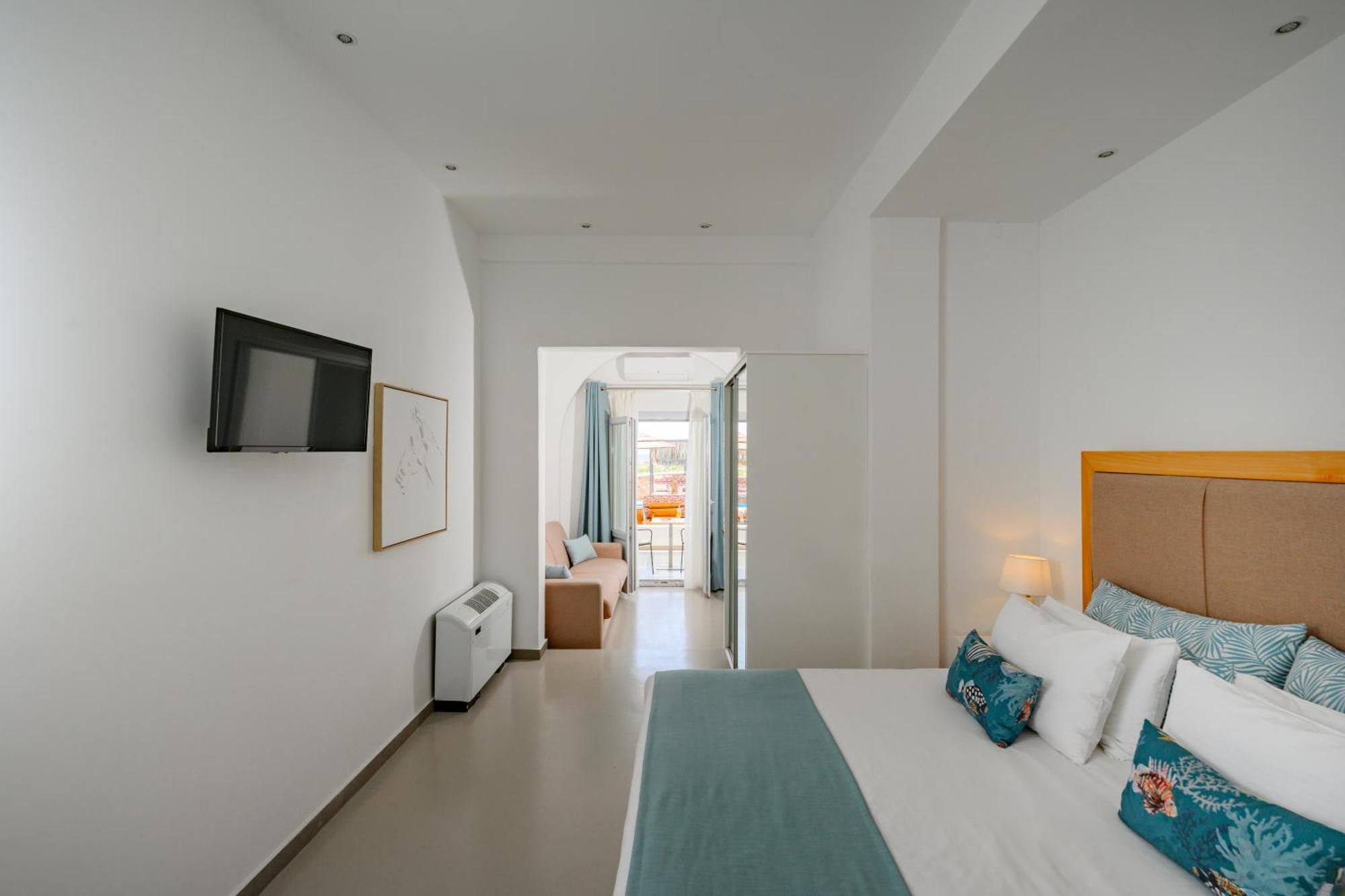 Otel Impressive One Ormos Athinios