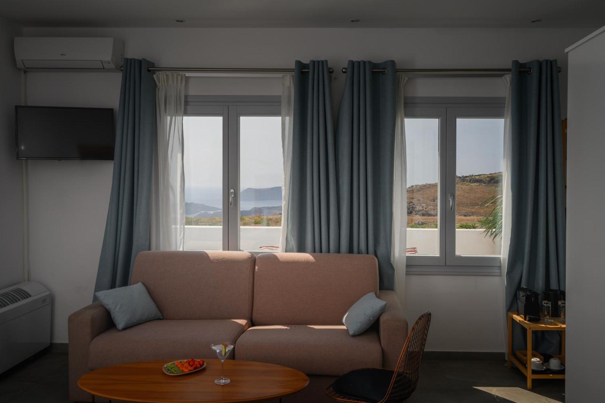 Hotel Impressive One Ormos Athinios